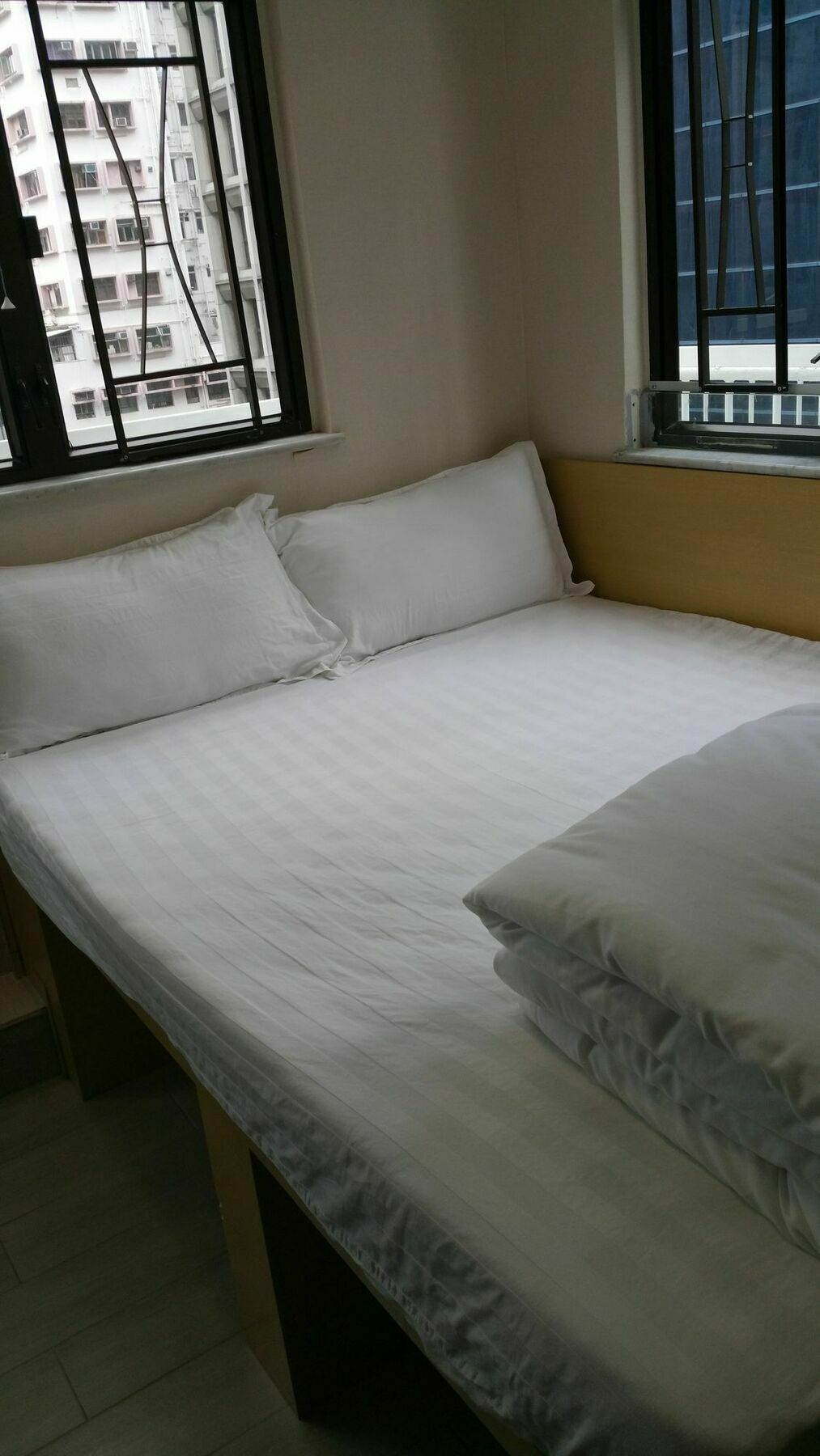 Sunrise Royal - Boutique Hostel Kowloon  Exterior photo